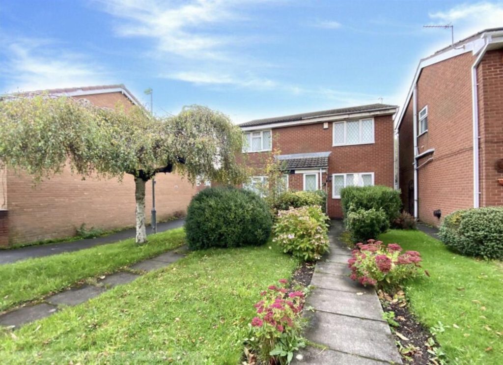 Amberley Walk, Chadderton