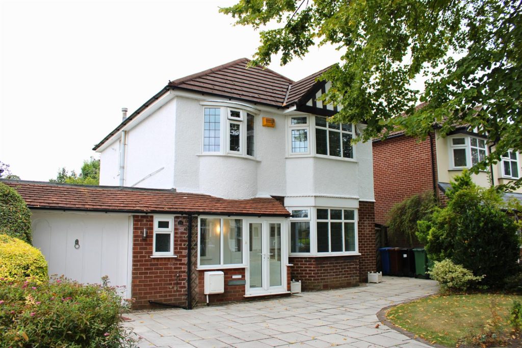 Southdown Crescent, Cheadle Hulme