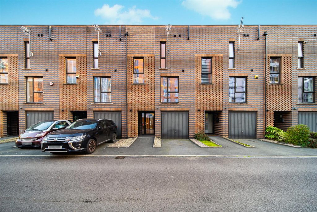 Navigation Street, Manchester