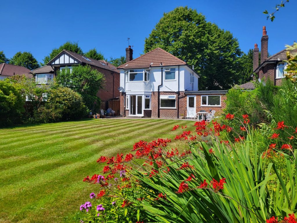 Southdown Crescent, Cheadle Hulme, SK8