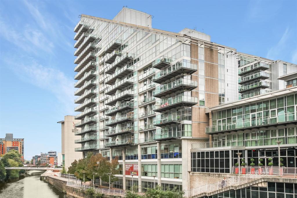 Clowes Street, Salford, M3